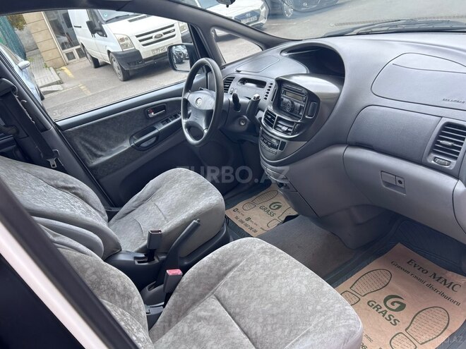 Toyota Previa-7