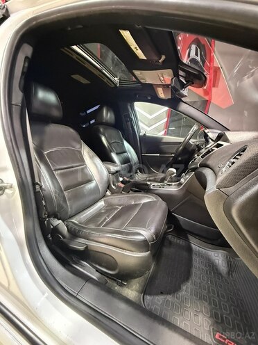 Chevrolet Cruze-17