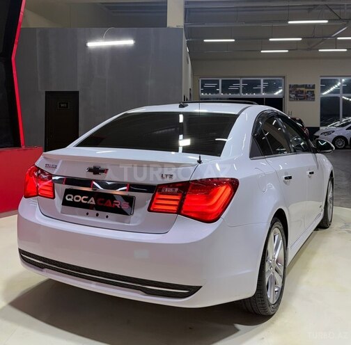 Chevrolet Cruze-10