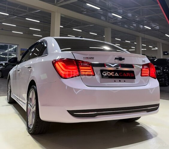 Chevrolet Cruze-11