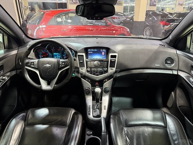 Chevrolet Cruze-19