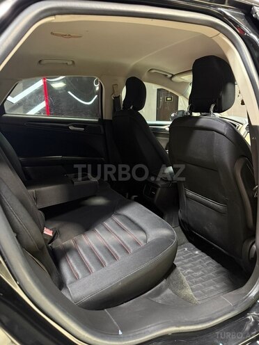 Ford Fusion (North America)-15