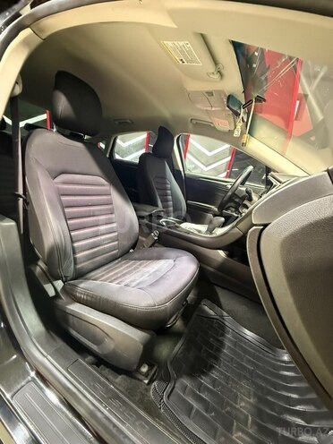 Ford Fusion (North America)-13