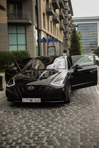 Hyundai Sonata-2