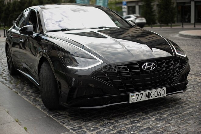 Hyundai Sonata-4