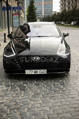 Hyundai Sonata-1