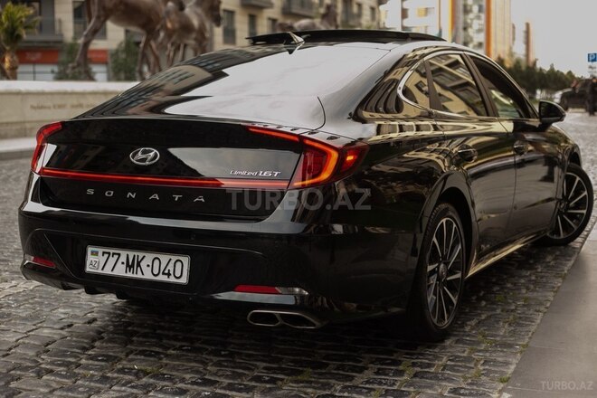 Hyundai Sonata-8