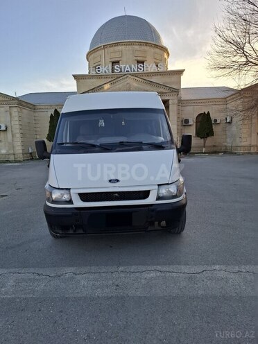 Ford Transit-1