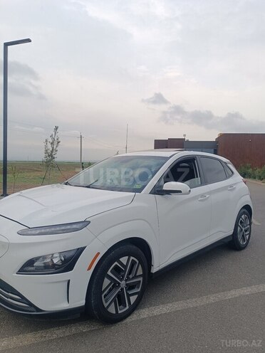 Hyundai Kona Electric-20