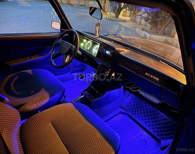 LADA (VAZ) 2107-8