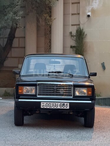 LADA (VAZ) 2107-2