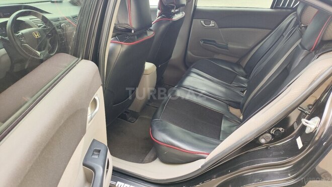 Honda Civic-12