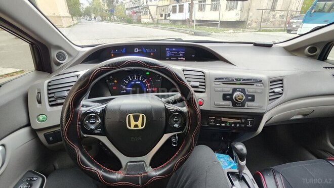 Honda Civic-13