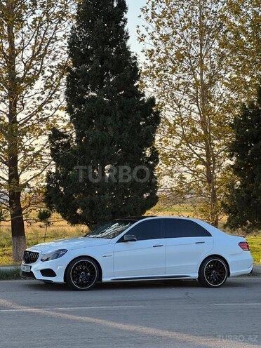 Mercedes E 200-4