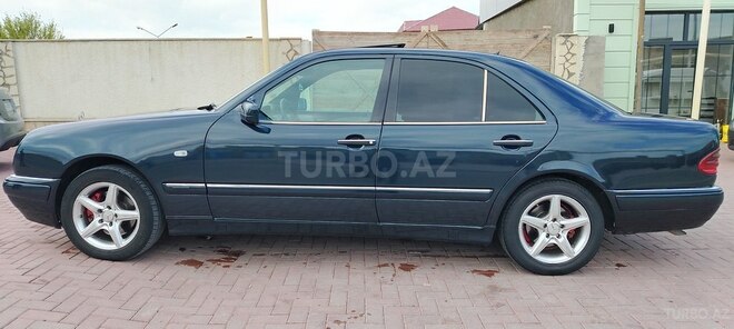 Mercedes E 280-20