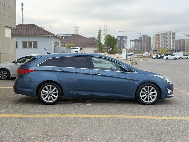 Hyundai i40-5