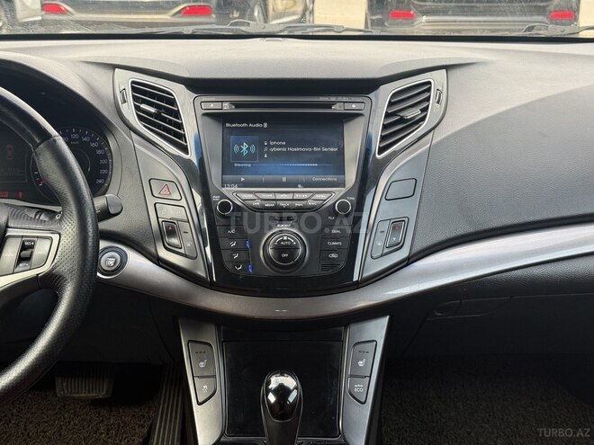 Hyundai i40-13