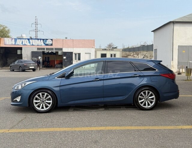 Hyundai i40-4
