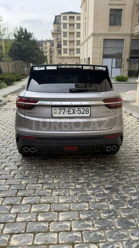 Geely Coolray-4