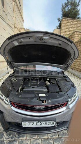Geely Coolray-7