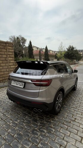 Geely Coolray-6