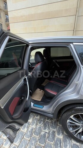 Geely Coolray-13
