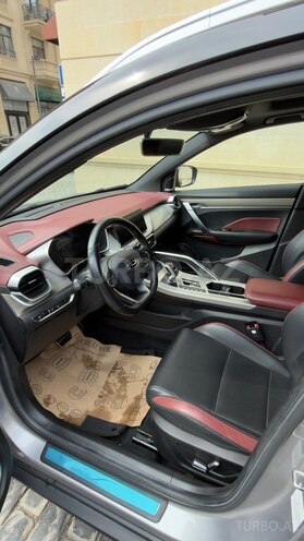 Geely Coolray-10