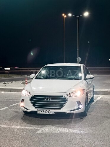 Hyundai Avante-1