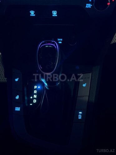 Hyundai Avante-13