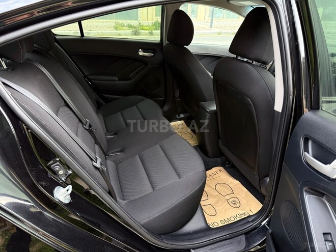 Kia Forte-10