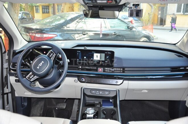 Kia Carnival-5