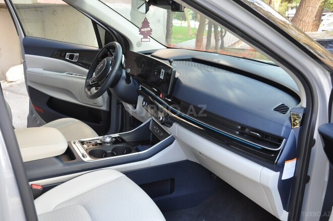 Kia Carnival-19