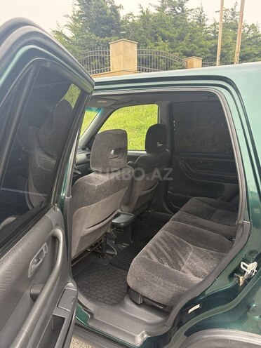 Honda CR-V-6
