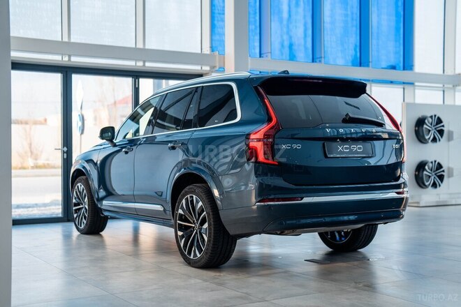 Volvo XC90-10
