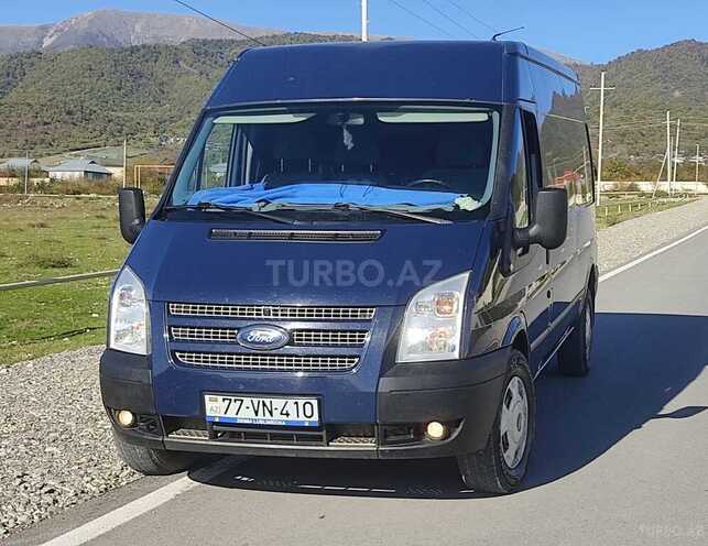 Ford Transit-8