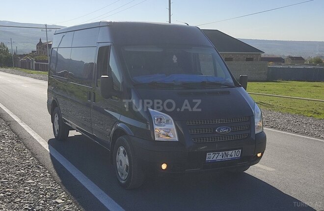 Ford Transit-6