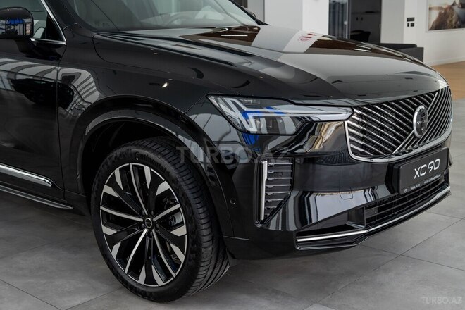 Volvo XC90-5