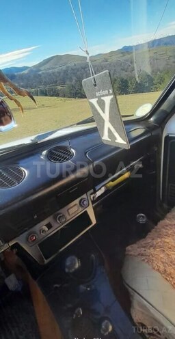 LADA (VAZ) Niva-3