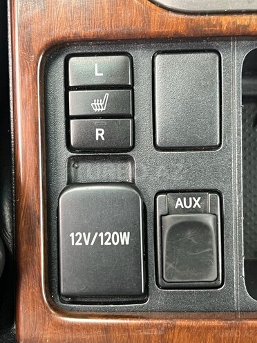 Toyota Land Cruiser Prado-23