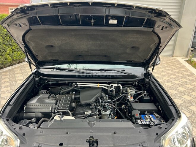 Toyota Land Cruiser Prado-10