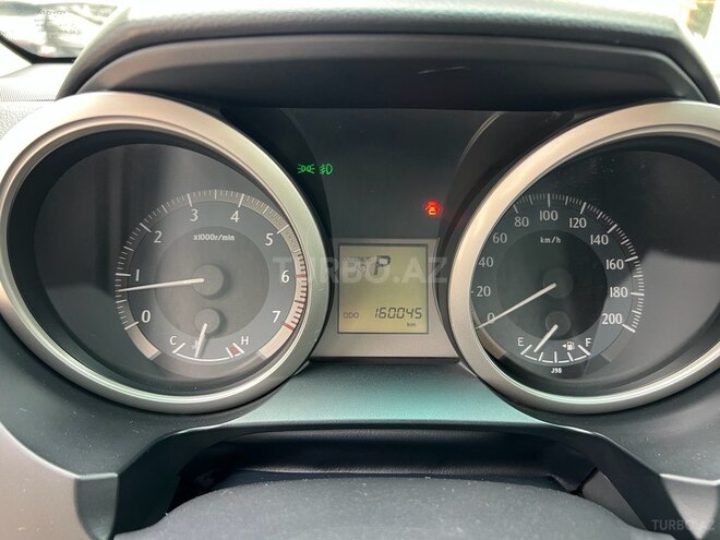 Toyota Land Cruiser Prado-21