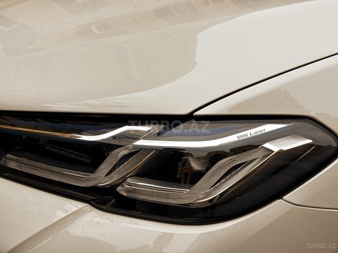 BMW 530e-10