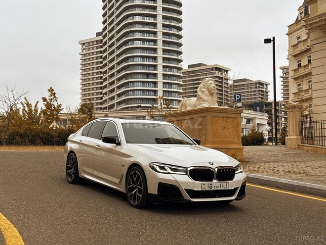 BMW 530e-3