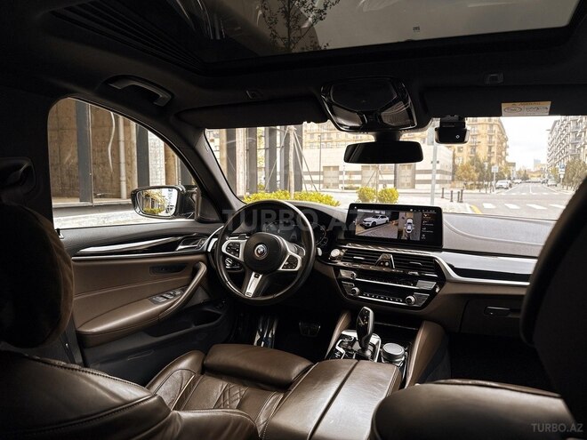 BMW 530e-12