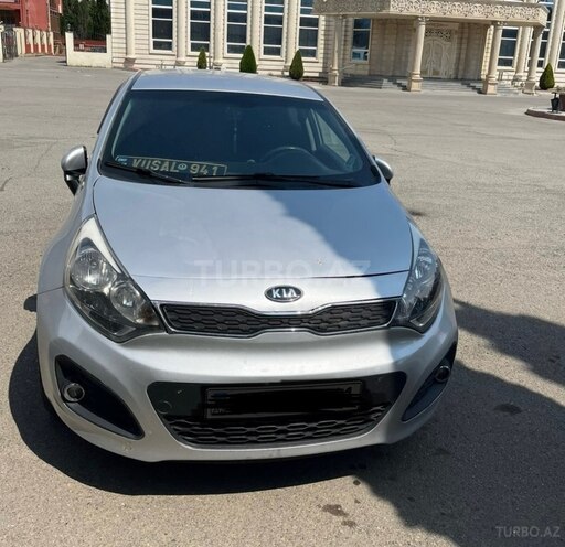 Kia Rio-1