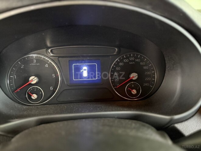 Kia Sorento-8