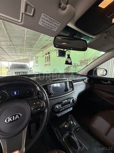 Kia Sorento-6