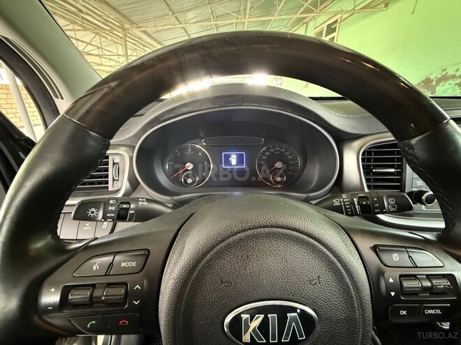 Kia Sorento-7