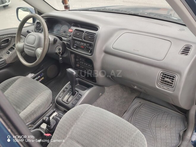 Suzuki Grand Vitara-5