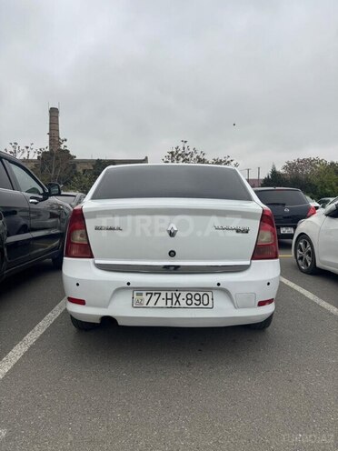 Renault Logan-2